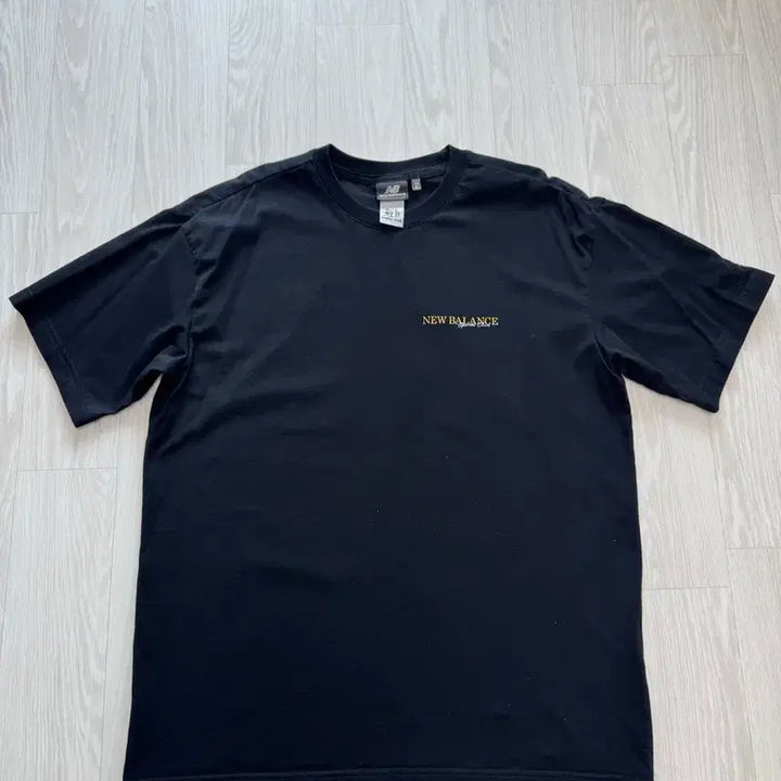 [BUNJANG] New Balance Black Short Sleeve T-Shirt - XL Size / 뉴발란스 검정 반팔 티셔츠 XL사이즈