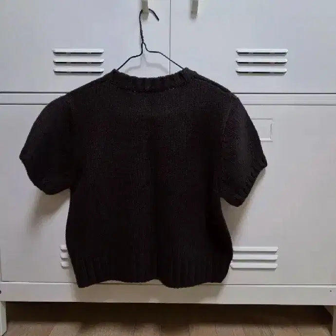[BUNJANG] 45th Street Crop Round Knit - Brown / 45번가 레스베이지 크롭 라운드 니트 - 브라운