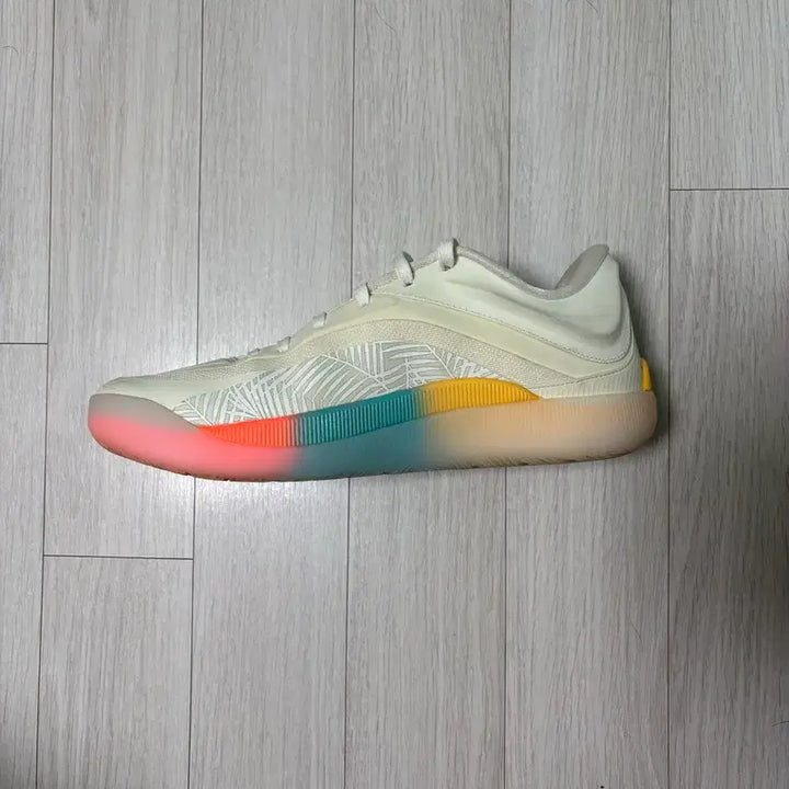 [BUNJANG] ZION 4 (285) Sneakers / 자이언4(285)