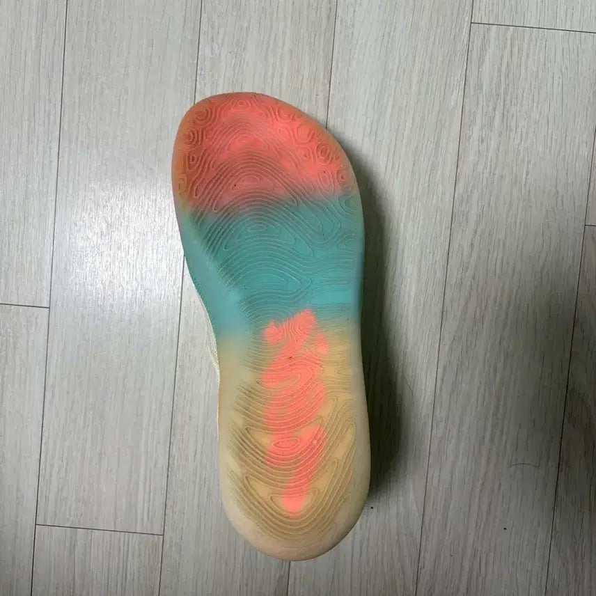 [BUNJANG] ZION 4 (285) Sneakers / 자이언4(285)