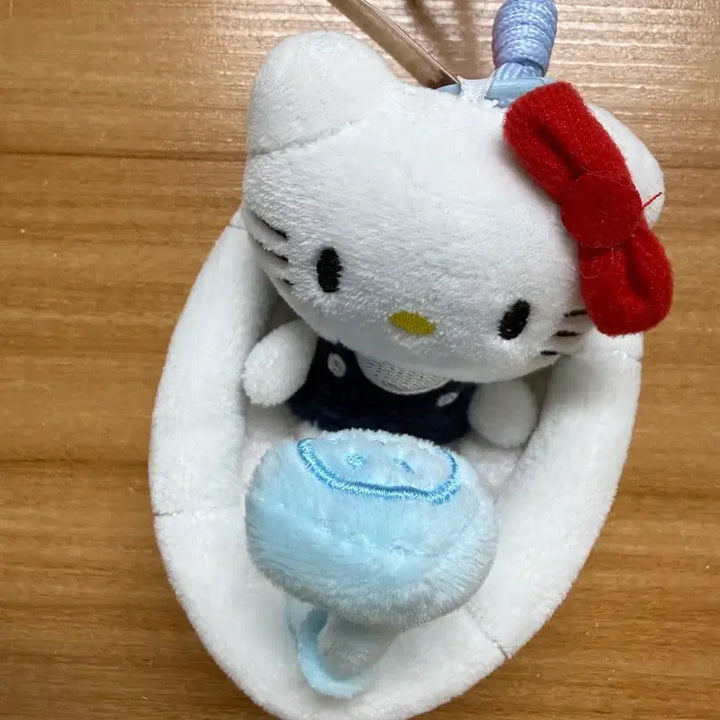 [SOLD OUT] 헬로키티 욕조키티 키링