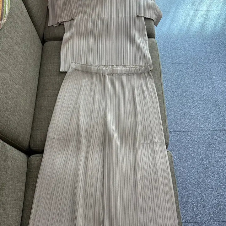 [BUNJANG] Pleats Please August Pants / 플리츠 플리즈 어거스트 팬츠4