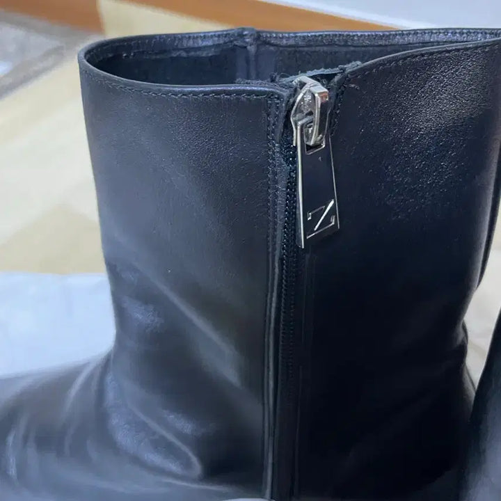 [BUNJANG] ZARA Leather Ankle Boots / 자라 가죽 부츠 블랙 40