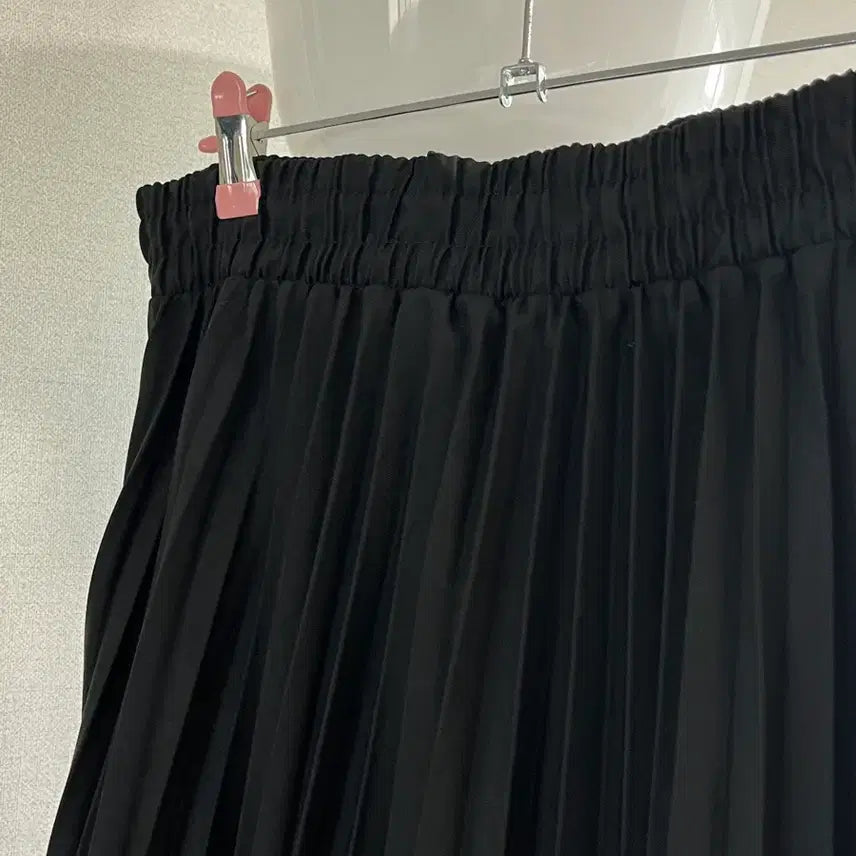 [BUNJANG] Black Pleated Long Skirt / 블랙 플리츠 롱 스커트