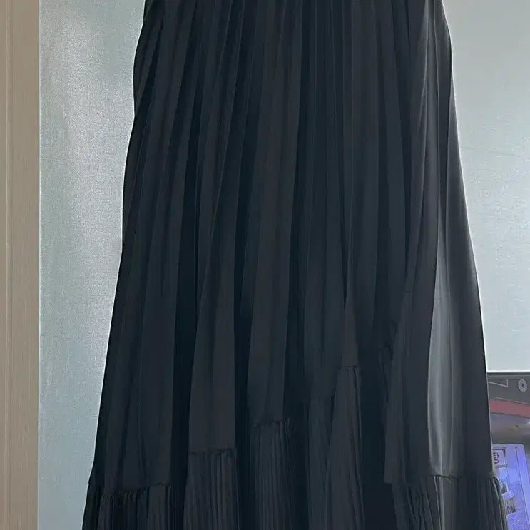 [BUNJANG] Black Pleated Long Skirt / 블랙 플리츠 롱 스커트