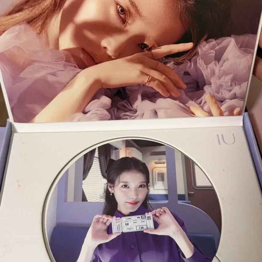 [BUNJANG] IU HILAC Album / IU 아이유 HILAC 앨범