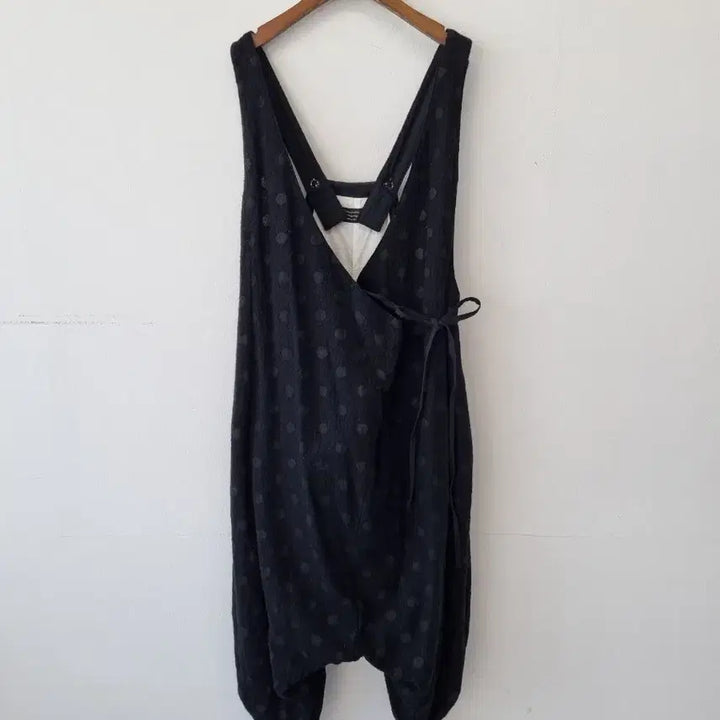 [BUNJANG] Garment Reproduction of Workers Black Dot Jumpsuit / 가먼트리프로덕션오브워커스 블랙 도트 점프슈트