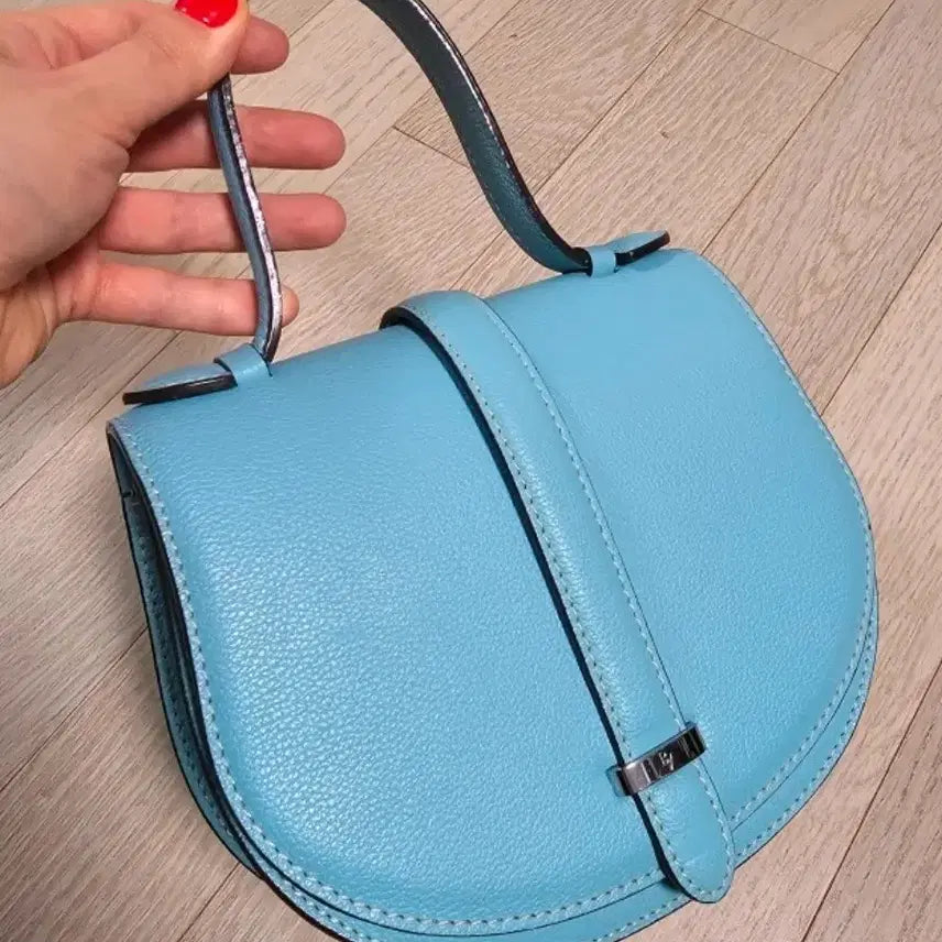[BUNJANG] Belvedere Camellia Hobo Bag / 벨베데레  카멜리아 반달백