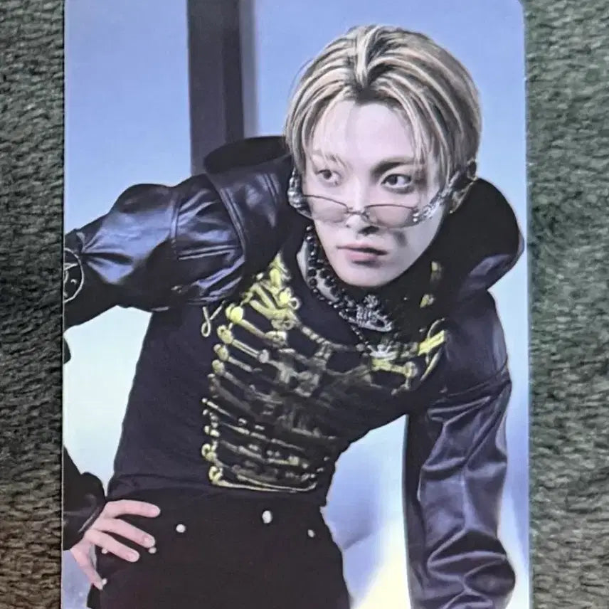 [SOLD OUT] 에이티즈 홍중 포카앨범 포카 골든아워4