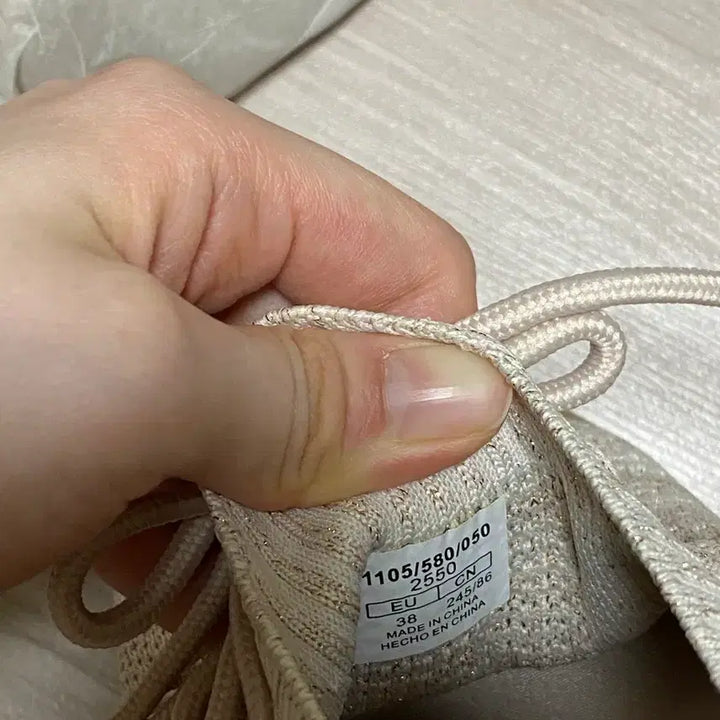 [SOLD OUT] 오이쇼(oysho) 베이지 핑크 런닝화 38(새상품)
