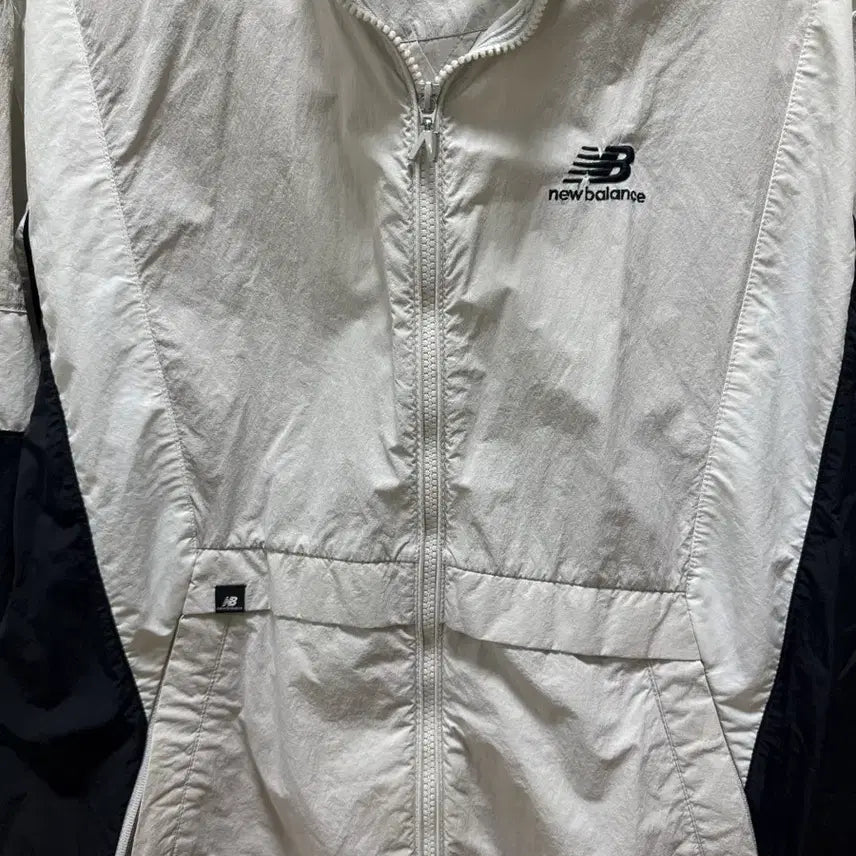 [BUNJANG] New Balance Windbreaker Jacket (95) / 뉴발란스 바람막이 95