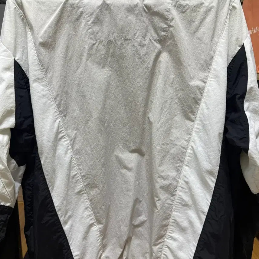 [BUNJANG] New Balance Windbreaker Jacket (95) / 뉴발란스 바람막이 95