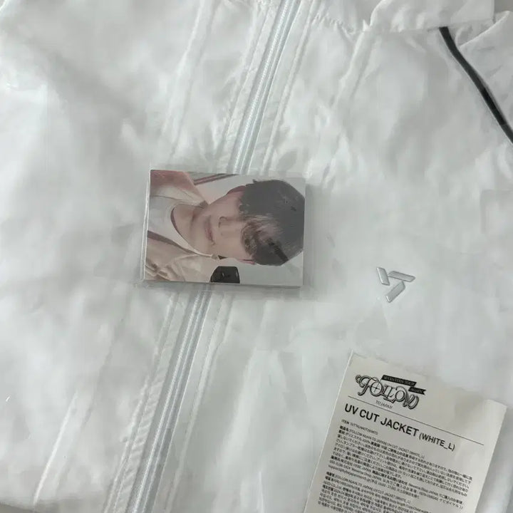 [BUNJANG] Seventeen Follow Again Japan Jacket White L / 세븐틴 팔로우 어게인 재팬 자켓 바람막이 화이트 L