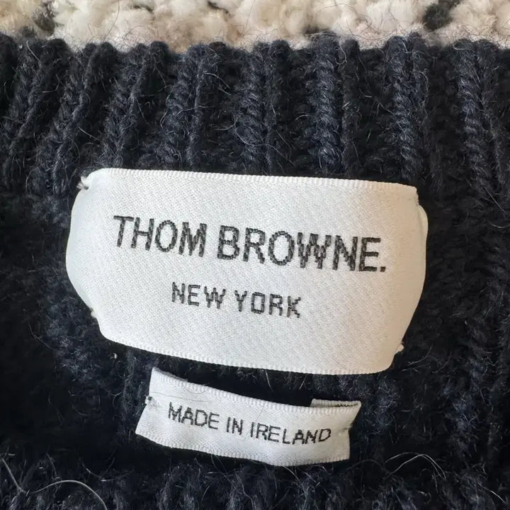 [BUNJANG] Thom Browne Donegal Cable Crewneck Pullover Navy / [4]톰브라운 도네갈 케이블 사선 크루넥 풀오버 네이비