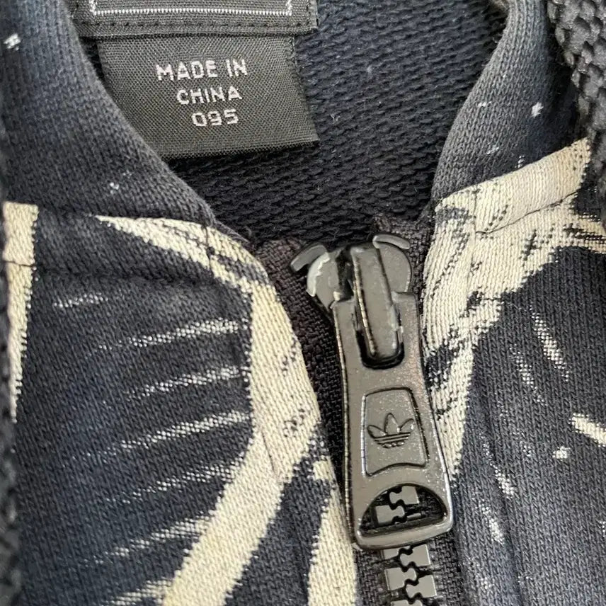 [BUNJANG] Adidas Star Wars Collaboration Hooded Zip-up / [M] 아디다스 스타워즈 콜라보 후드집업