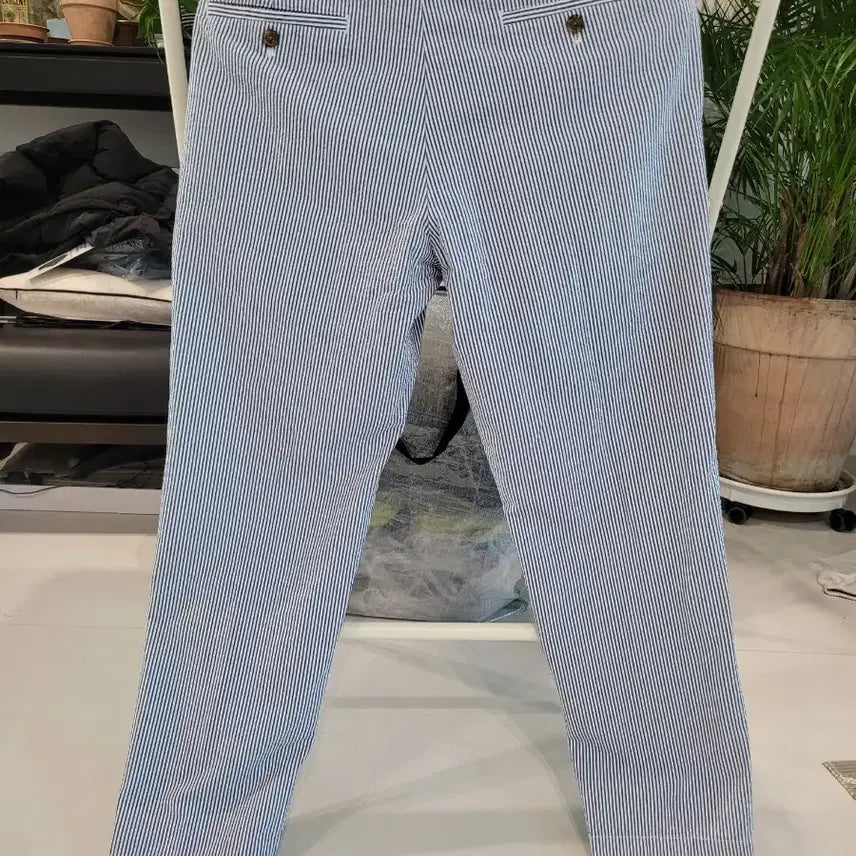 [BUNJANG] Brooks Brothers Seersucker Striped Pants / 하와이의 여유를 담은, 브룩스브라더스 시어써커 팬츠