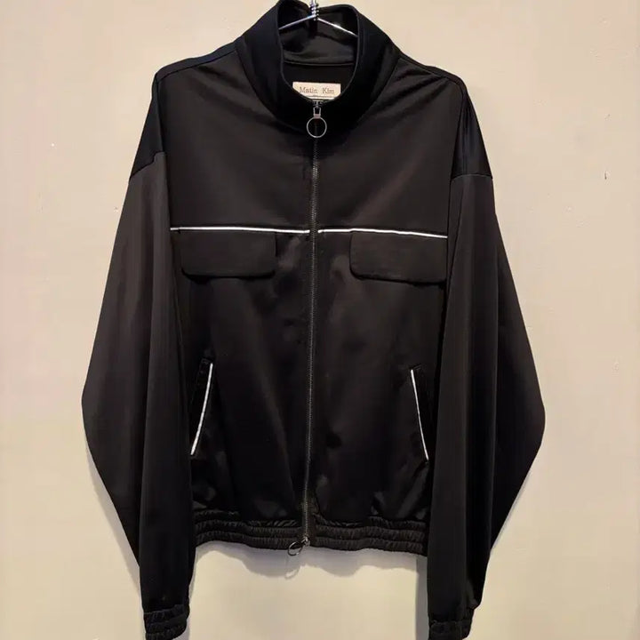 [BUNJANG] Matinkim Zip-up Jacket / 마뗑킴 정품 집업