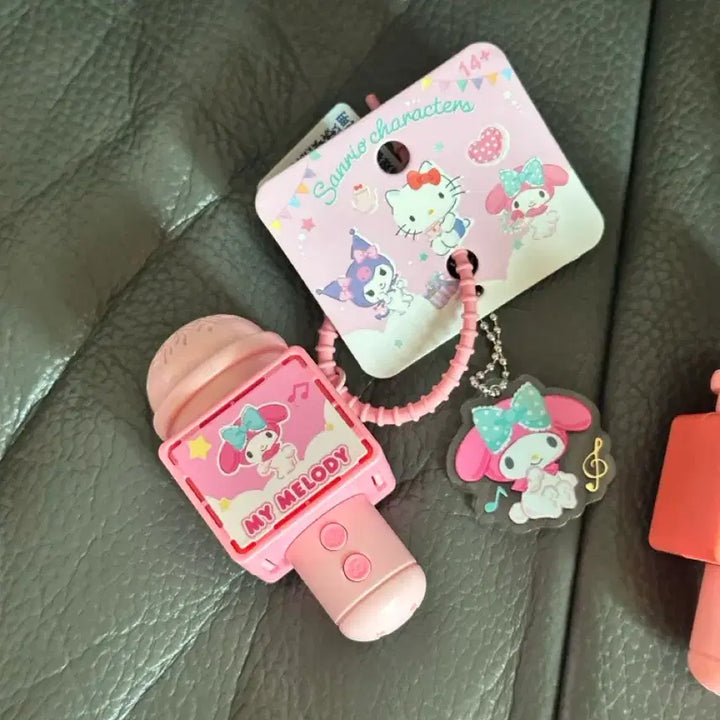 [BUNJANG] Sanrio Hello Kitty/My Melody/Pompompurin Microphone Keyring / 산리오 캐릭터 마이크 키링 (헬로키티/마이멜로디/폼폼푸린)
