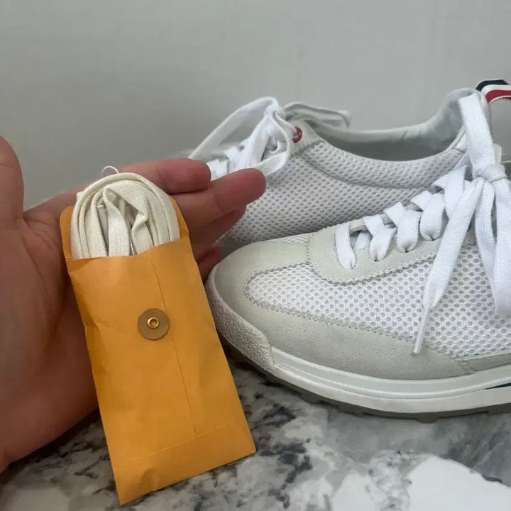 [BUNJANG] Thom Browne White Nylon Tech Runner (Size 39) / 톰브라운 화이트 나일론 테크 러너 39