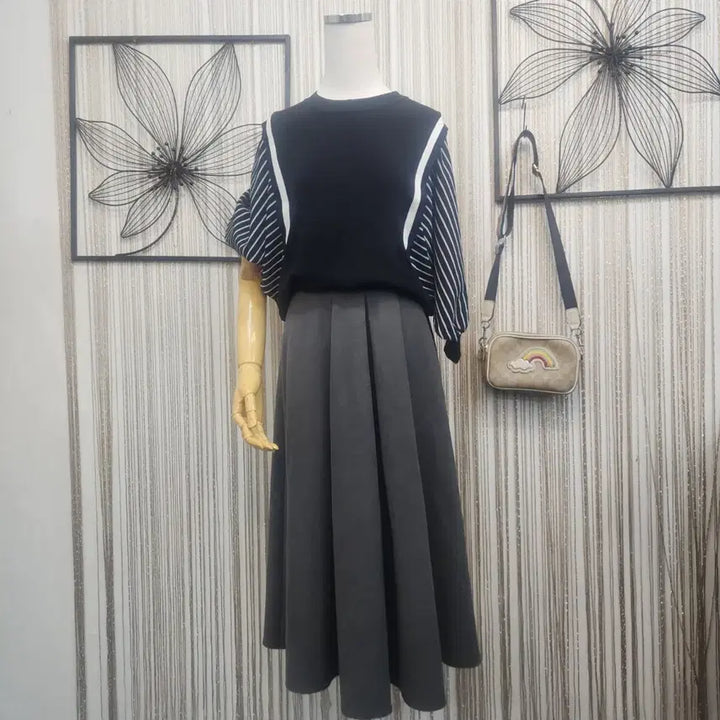 [BUNJANG] Corduroy Dark Gray Long Bending Skirt / 코듀로이 다크그레이 롱 밴딩 스커트 free