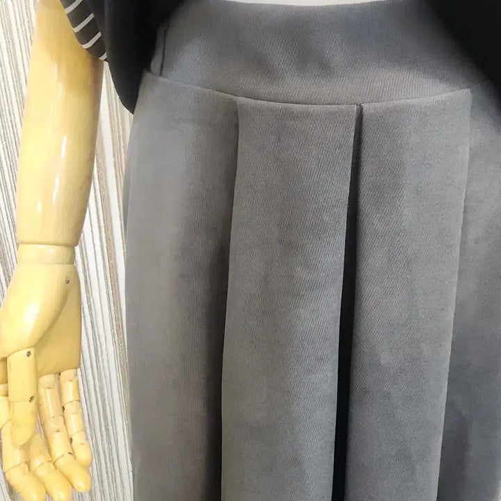 [BUNJANG] Corduroy Dark Gray Long Bending Skirt / 코듀로이 다크그레이 롱 밴딩 스커트 free