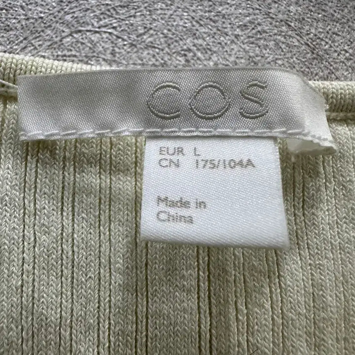 [BUNJANG] COS V-Neck Knit Sweater / COS 브이넥 니트