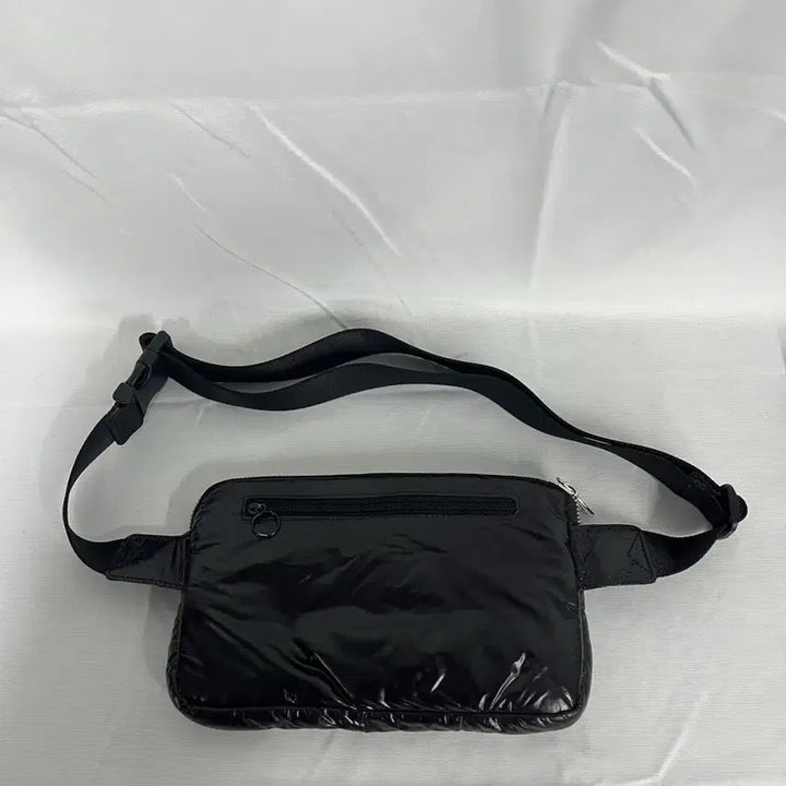 [BUNJANG] Duvetica Padded Hip Sack / 듀베티카 패딩 힙색