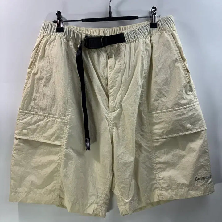 [SOLD OUT] [L] 커버낫 나일론 립스톱 카고 반바지 아이보리  3.5