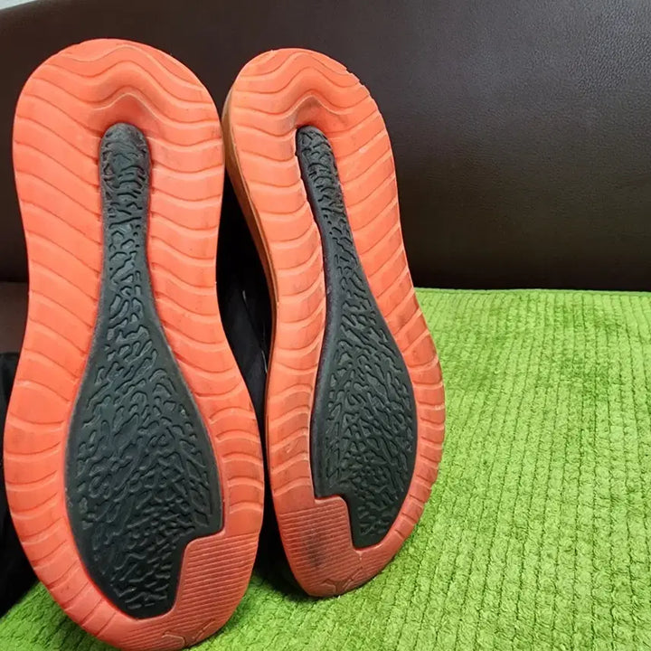 [SOLD OUT] 나이키 조던 래티튜드 720 우먼스 운동화 240mm