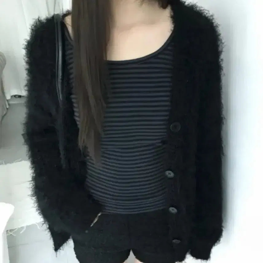 [BUNJANG] Angora V-Neck Fur Cardigan - Black / 앙고라 브이넥 퍼 가디건 새상품 BLACK