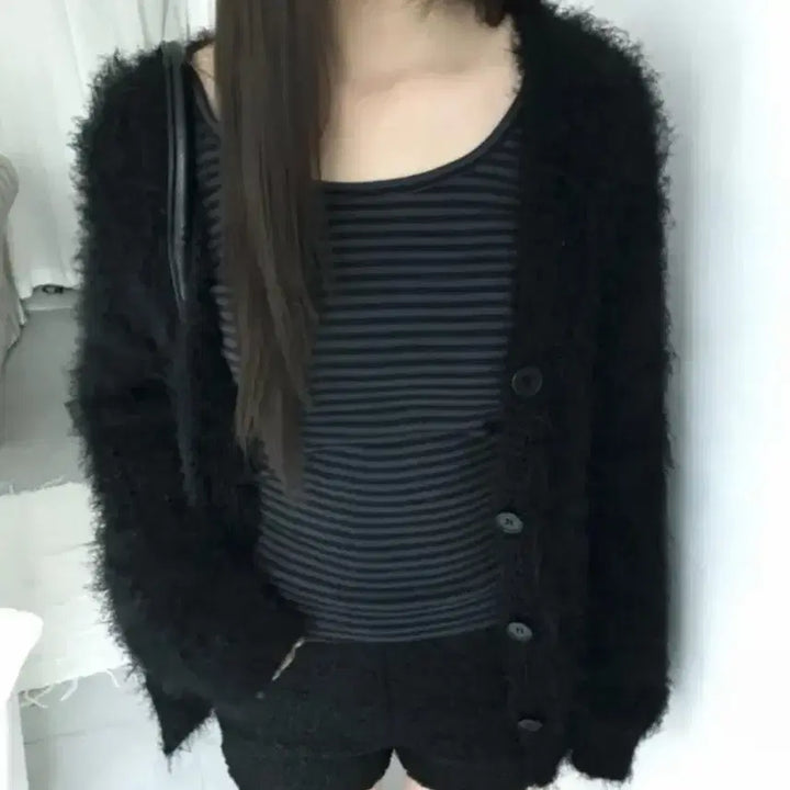 [BUNJANG] Angora V-Neck Fur Cardigan - Black / 앙고라 브이넥 퍼 가디건 새상품 BLACK