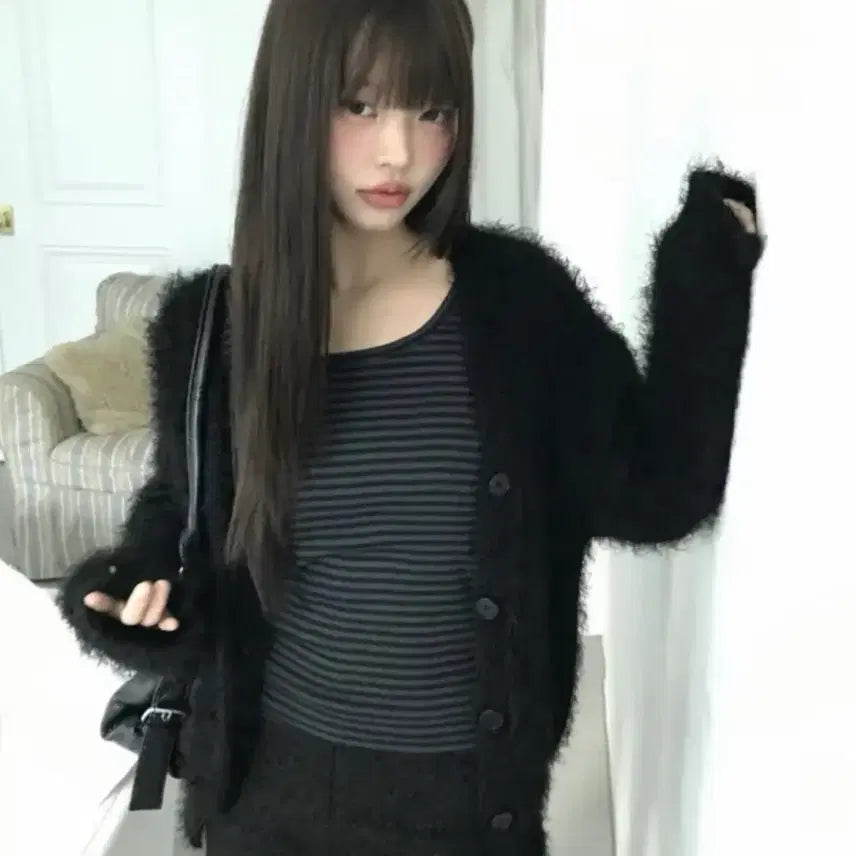 [BUNJANG] Angora V-Neck Fur Cardigan - Black / 앙고라 브이넥 퍼 가디건 새상품 BLACK