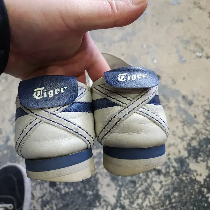 [BUNJANG] Asics Onitsuka Tiger Mexico 66 SD Sneakers / 아식스 오니츠카타이거 멕시코 66 SD  280mm