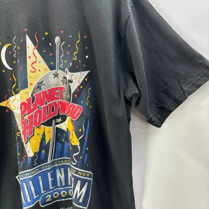 [BUNJANG] Planet Hollywood Disney Millennium Vintage T-shirt / [L/100] 플래닛 할리우드x디즈니 밀레니엄 빈티지 반팔티 4.5  상