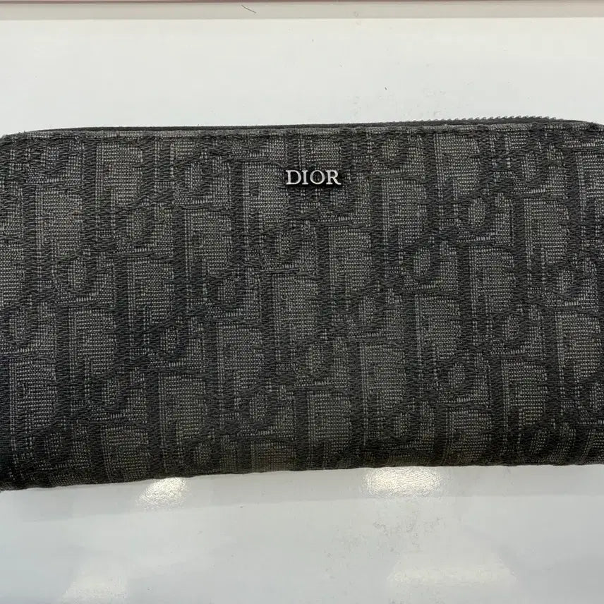 [SOLD OUT] 풀구성 디올 오블리크 지퍼 장지갑 팔아요