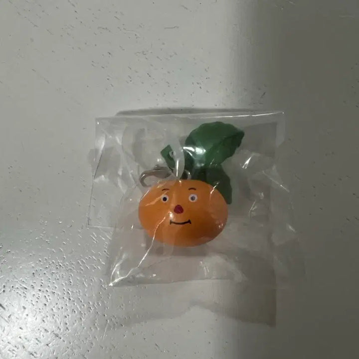 [SOLD OUT] 반다이 가챠 투페라투페라 과일 귤 메지루시
