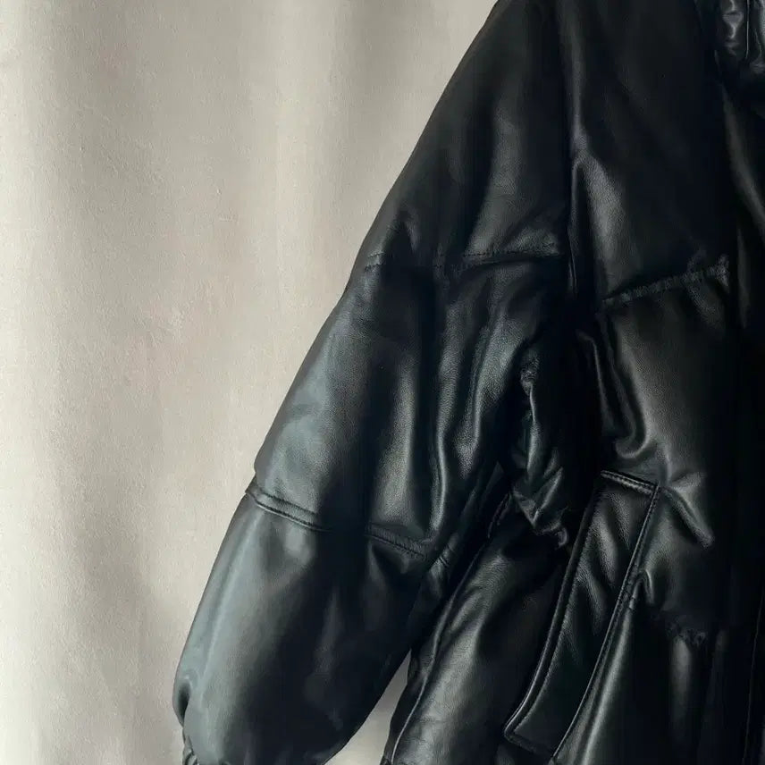 [BUNJANG] LE TROIS Leather Goose Down Short Padded Jacket / LE TROIS 양가죽 거위털 숏패딩