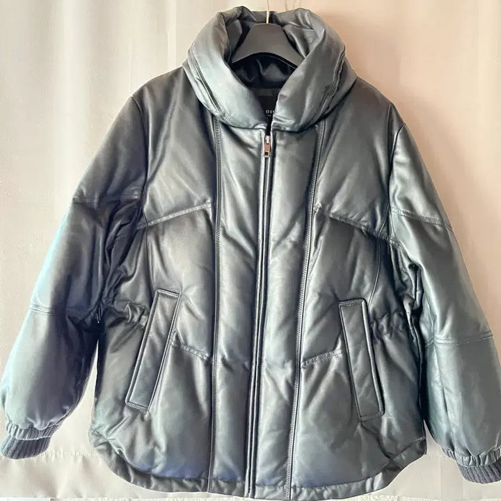 [BUNJANG] LE TROIS Leather Goose Down Short Padded Jacket / LE TROIS 양가죽 거위털 숏패딩