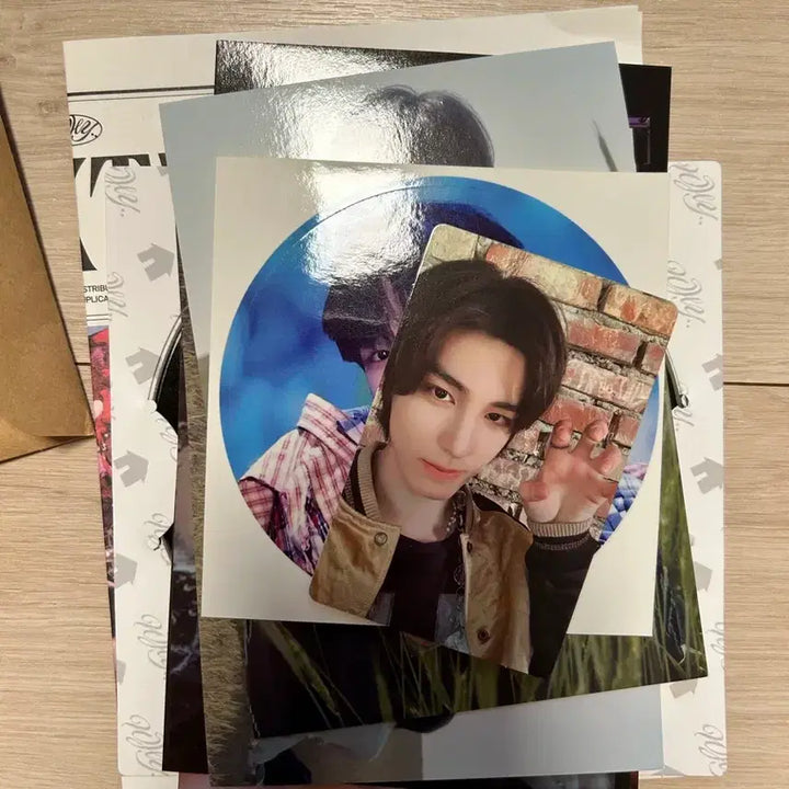[BUNJANG] BOYNEXTDOOR Official Lightstick &amp; Album Bundle Set / 보이넥스트도어 응원봉 및 앨범 일괄 판매