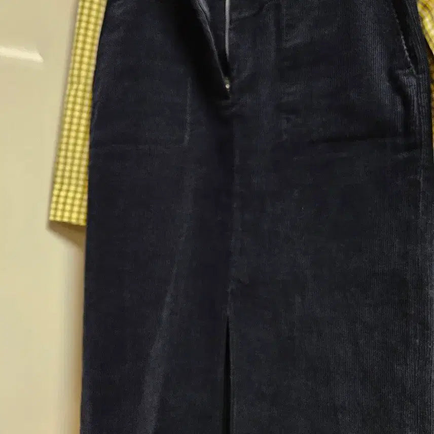 [BUNJANG] SJSJ Corduroy H-Line Midi Skirt / sjsj 코듀로이 H라인 스커트 네이비 67사이즈