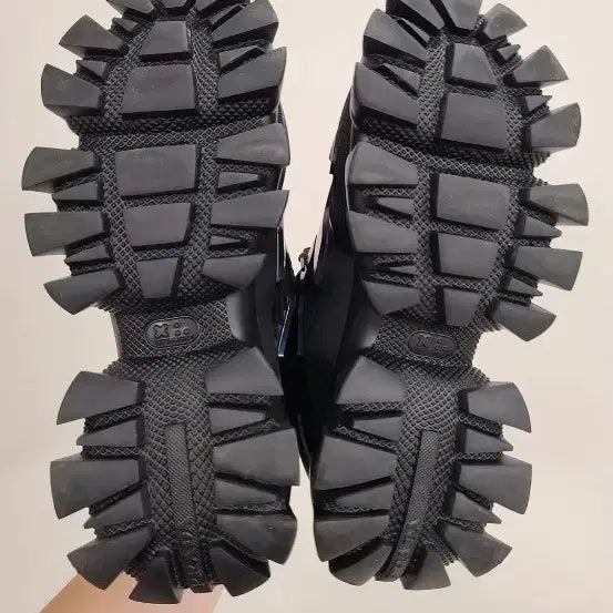 [BUNJANG] Prada Jungkook Thunder Sneakers / 방탄소년단 bts 정국 신발 (프라다 명품)