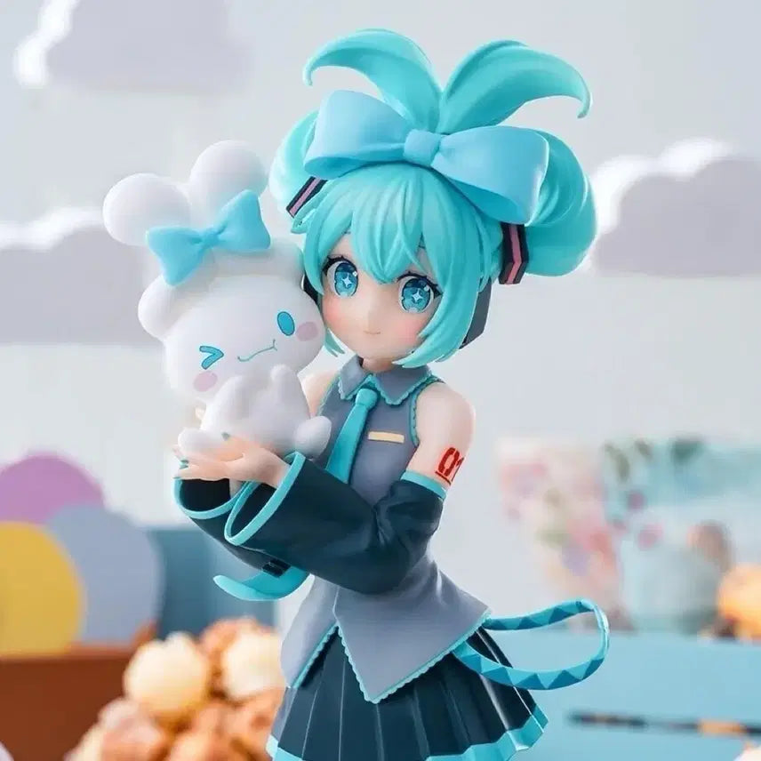 [BUNJANG] Hatsune Miku Cinnamoroll Collaboration Figure / 하츠네 미쿠 시나모롤 콜라보 피규어 비공굿