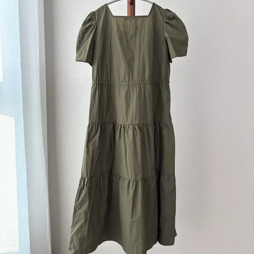 [BUNJANG] Plastic Island Khaki Ruffle Long Dress / 플라스틱아일랜드 카키 캉캉 롱원피스