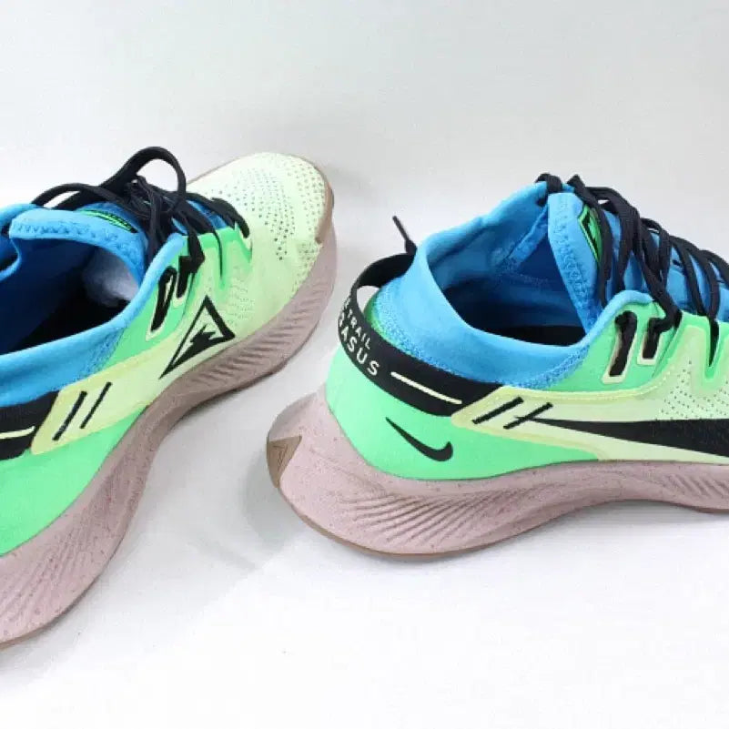 [BUNJANG] Nike Pegasus Trail 2 Barely Volt Running Shoes / [270]Nike Pegasus Trail 2 Barely Volt