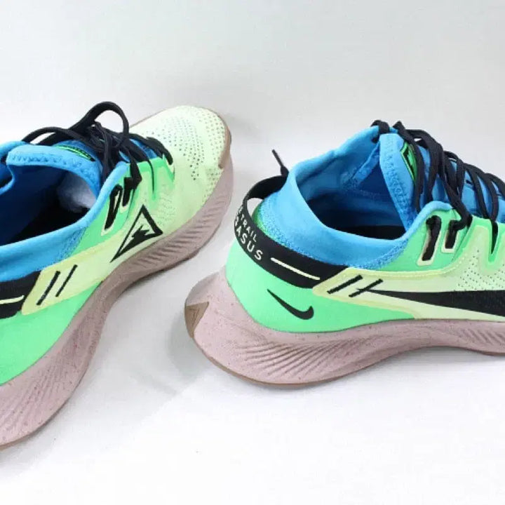 [BUNJANG] Nike Pegasus Trail 2 Barely Volt Running Shoes / [270]Nike Pegasus Trail 2 Barely Volt