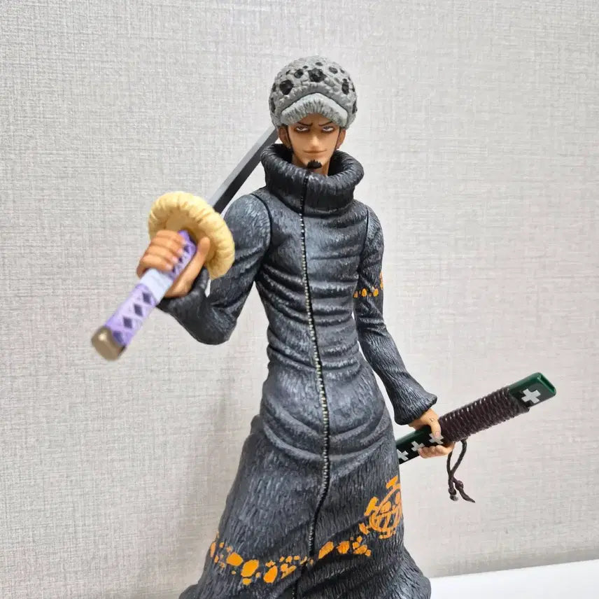 [BUNJANG] One Piece Trafalgar Law Figure / 원피스 POP 트라팔가 로우 피규어