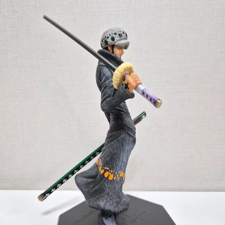 [BUNJANG] One Piece Trafalgar Law Figure / 원피스 POP 트라팔가 로우 피규어
