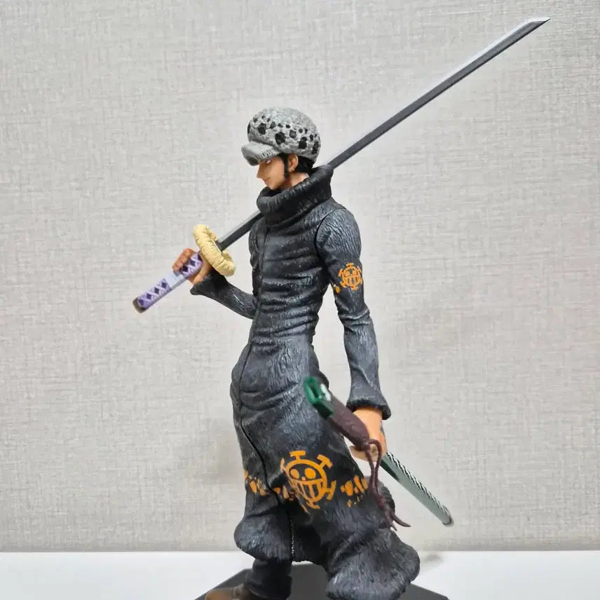 [BUNJANG] One Piece Trafalgar Law Figure / 원피스 POP 트라팔가 로우 피규어