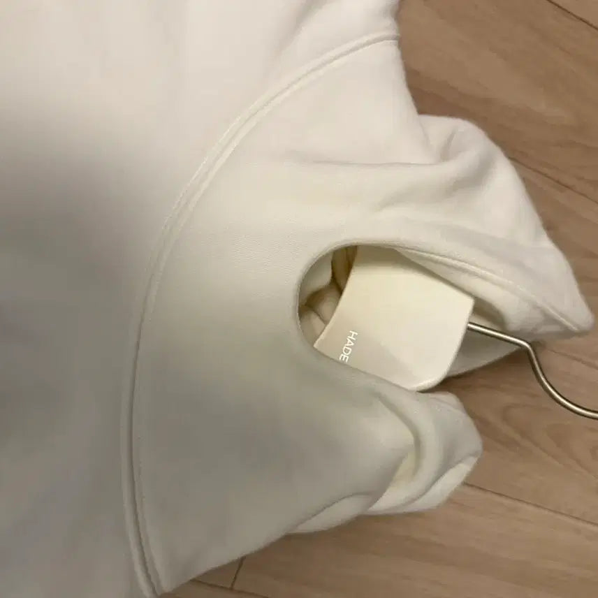 [BUNJANG] Balenciaga x Gap Dove Hoodie (White) / [XL]이지갭 발렌시아가 도브후드 화이트 새상품