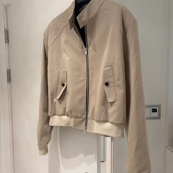 [SOLD OUT] JUNNE 준느 J38 베이지 바라쿠타 L